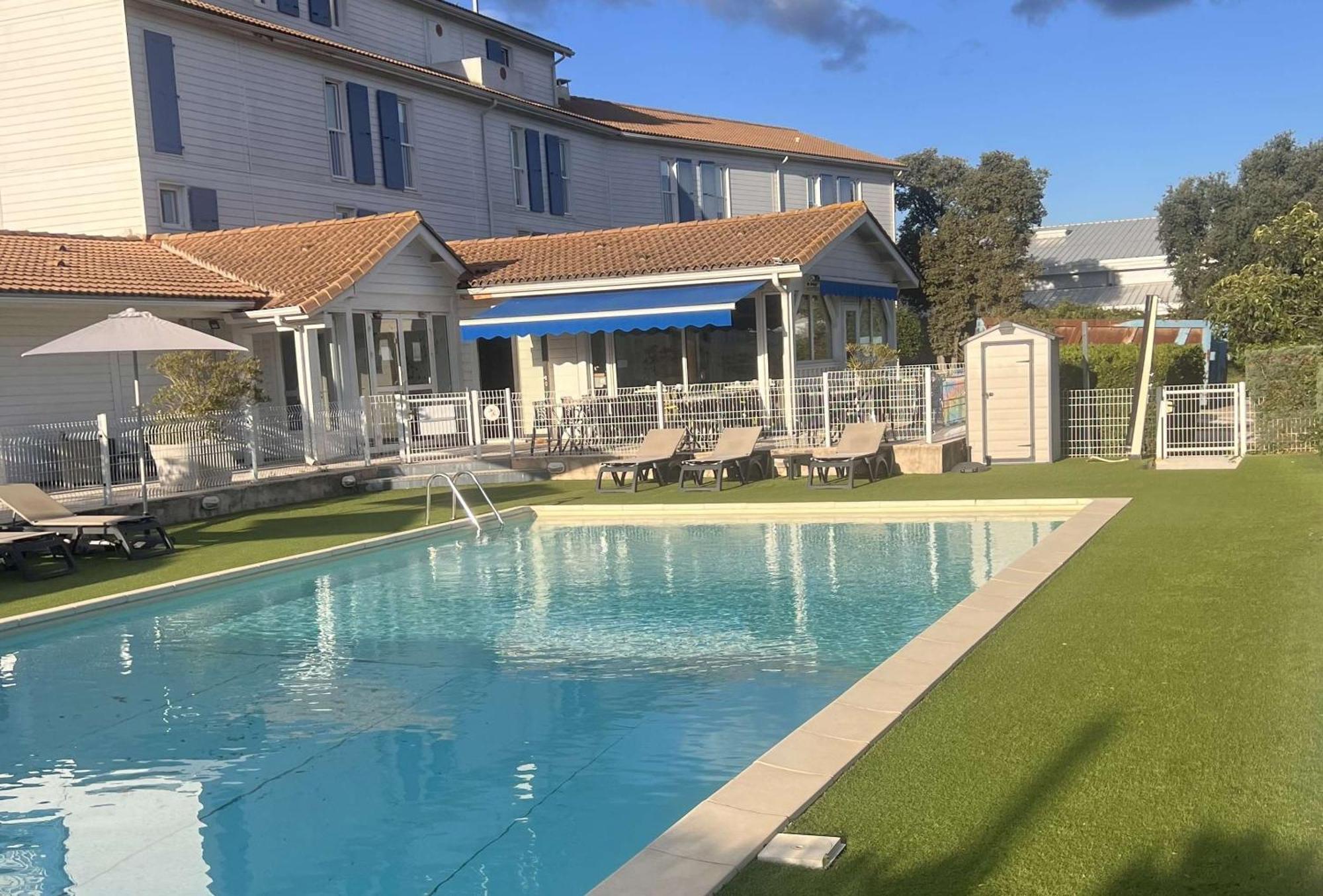 Sure Hotel By Best Western Nimes Est Exteriér fotografie